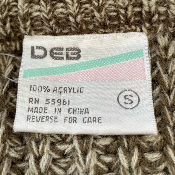 Low cut short knit oversized cardigan - Picture 2 of 5